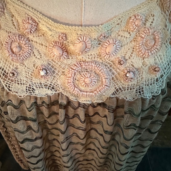 Free People long sleeved top from Romantic Collection - Picture 6 of 6